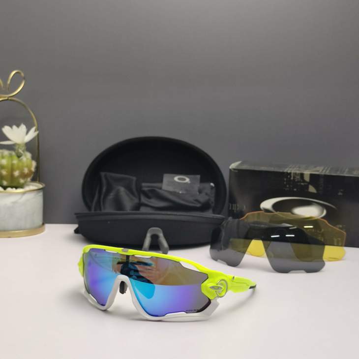 Picture of Oakley Sunglasses _SKUfw66124583fw
